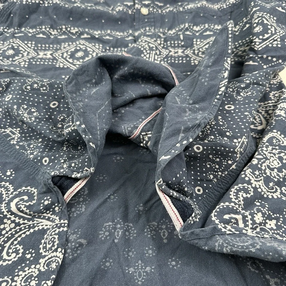 Banana Republic Bandana‎ Shirt Men Small Camden Fit Blue All Over Print Cotton